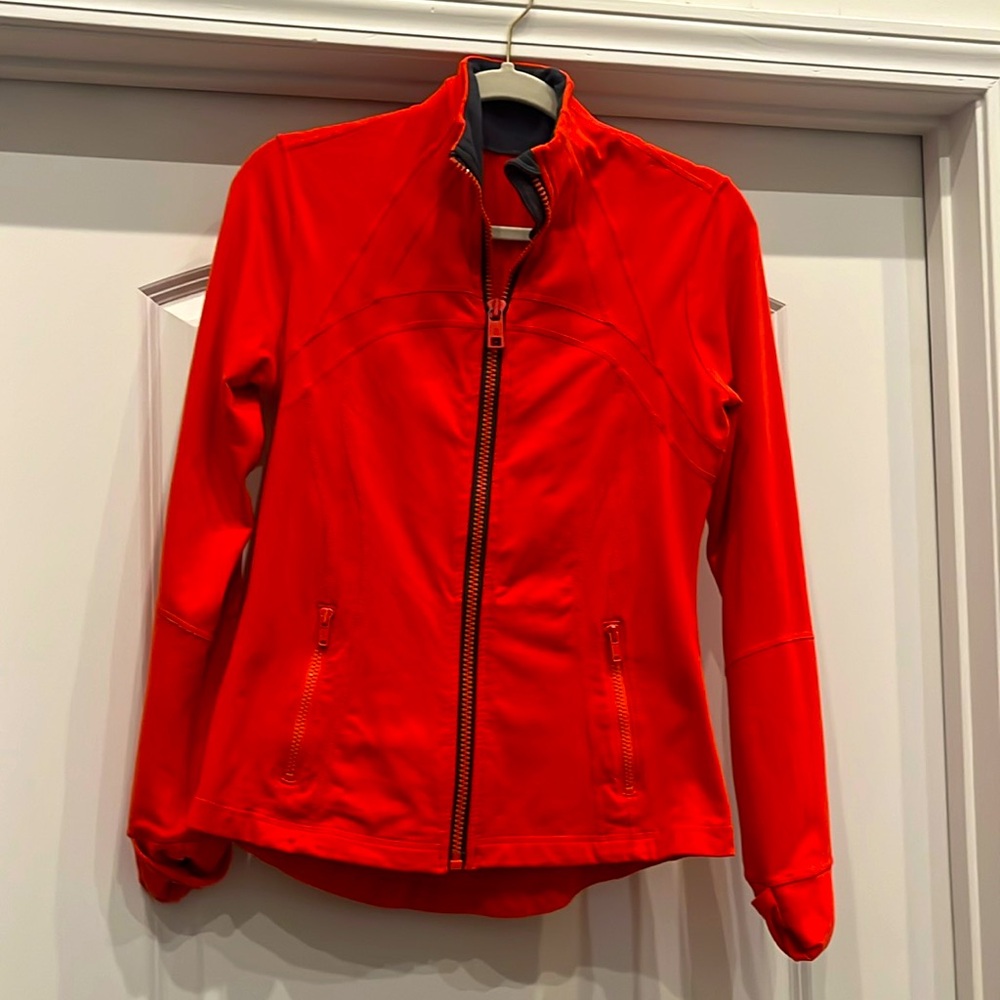 Lululemon Red Define Jacket Size 10
Great Condition